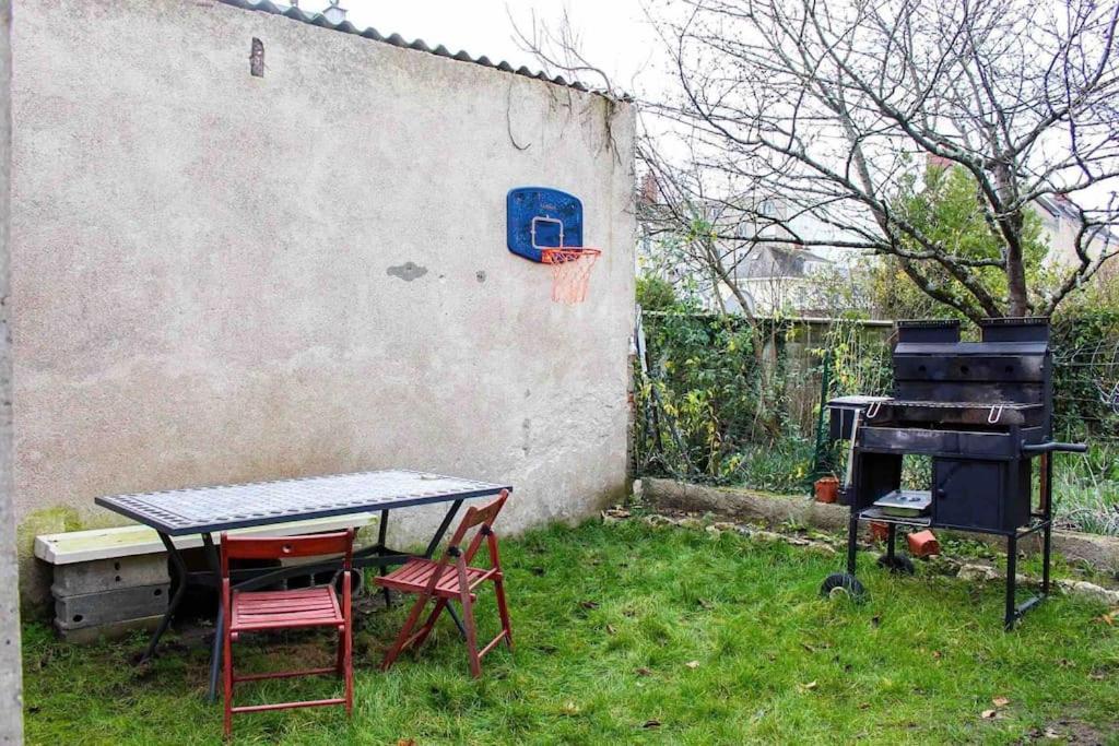 Studio Avec Jardin A Tours Apartment Bagian luar foto